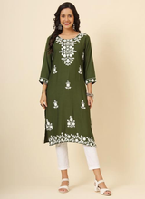 Green Floral Embroidered Liva Rayon Straight Kurti